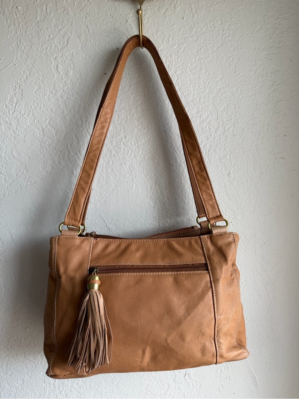 Vintage Cabin Creek Tan Leather Shoulder Bag - Picture 5 of 10